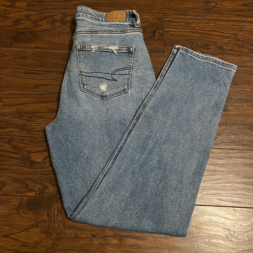 American Eagle Stretch Super High-Waisted Straight Jean